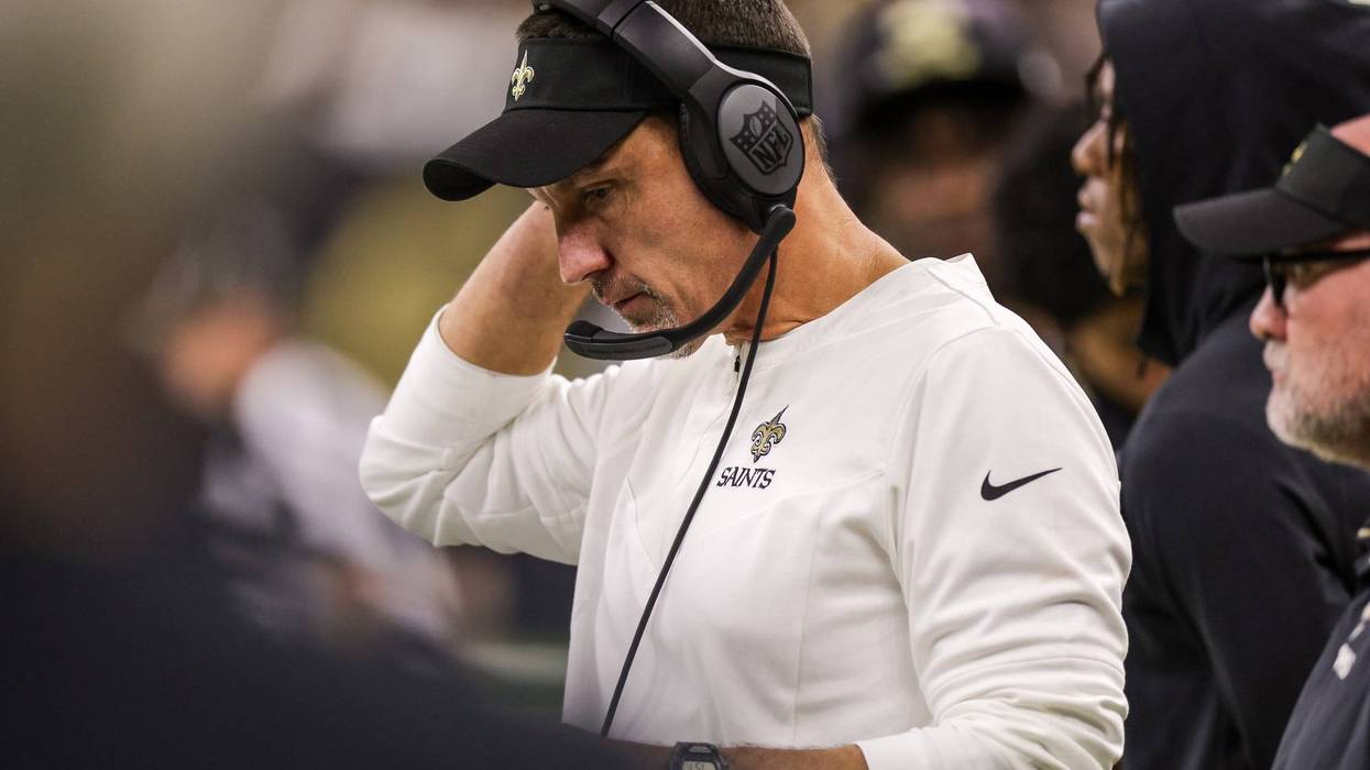 Saints coach Dennis Allen