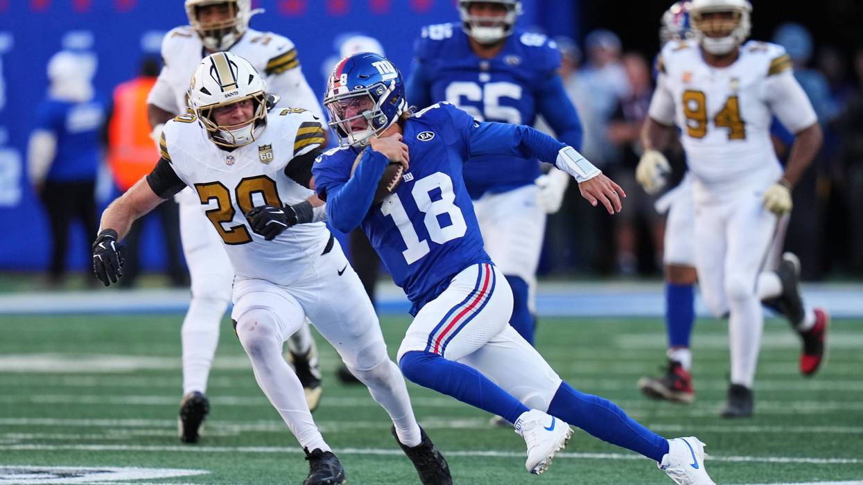 Saints Giants Football 2878