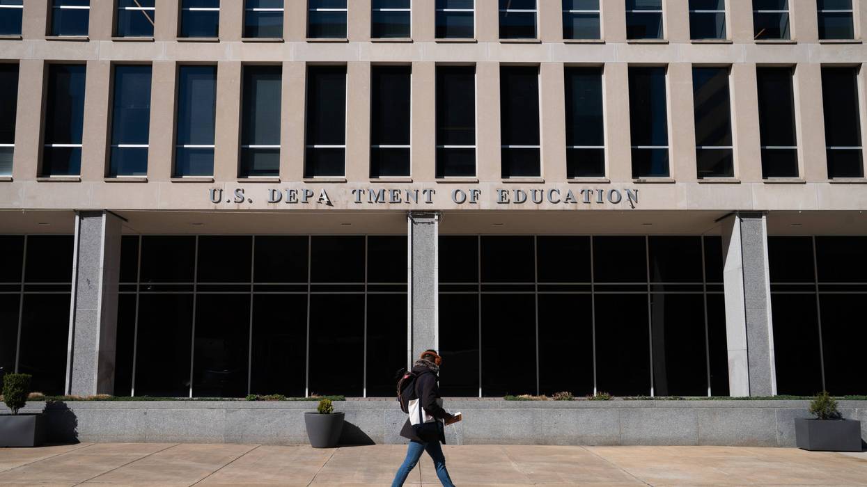 SALUD FINANCIERA-DEUDA ESTUDIANTIL-TESORO