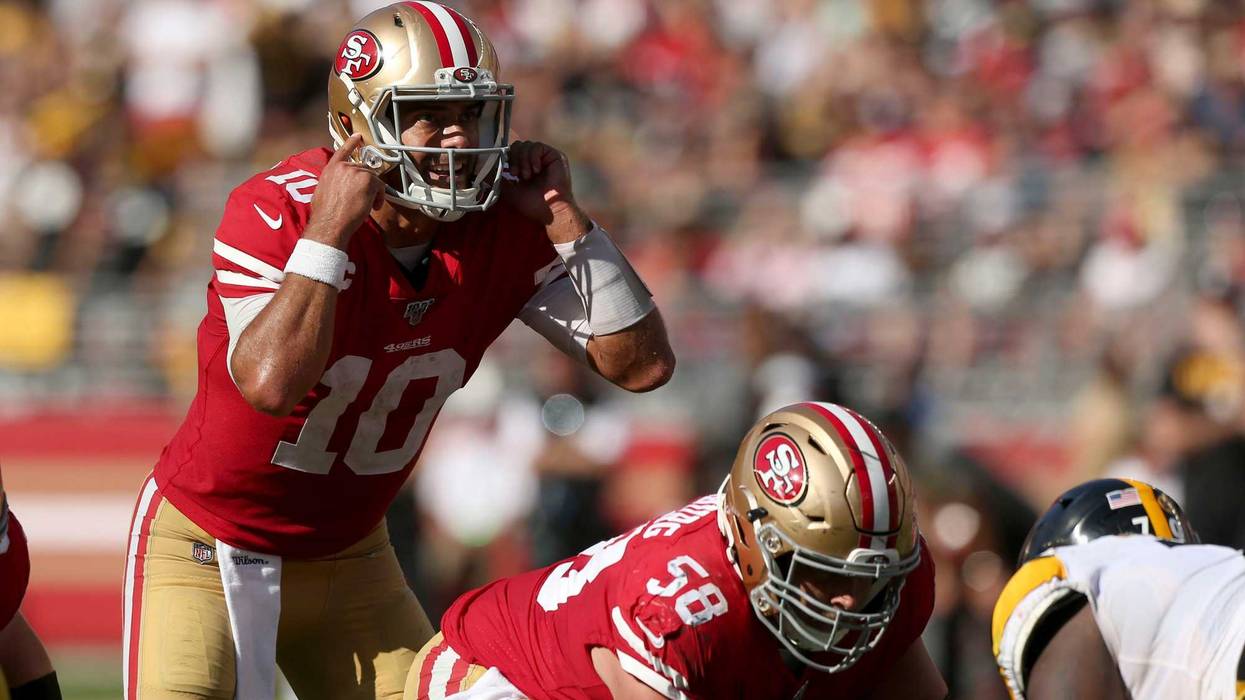 San Francisco 49ers quarterback Jimmy Garoppolo (10)
