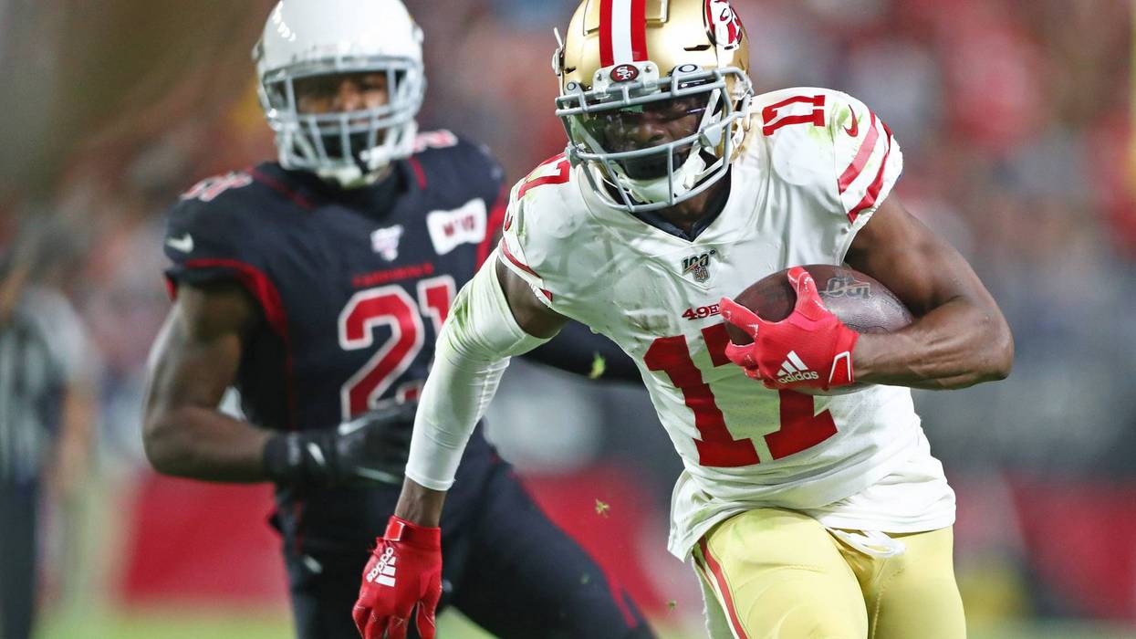 San Francisco 49ers wide receiver Emmanuel Sanders (17) against the Arizona Cardinals at State Farm Stadium.