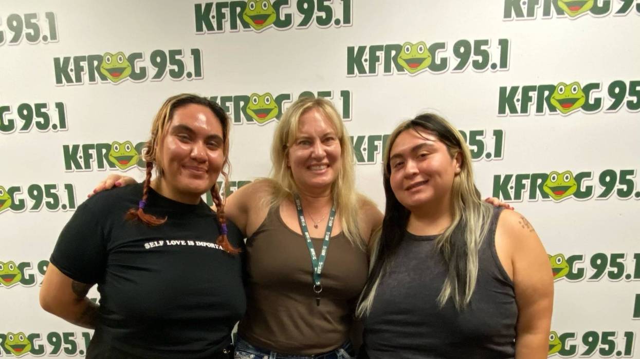 San Manuel Pow Wow spokes sisters Shila and Natahnie with K-Frog's Pepper