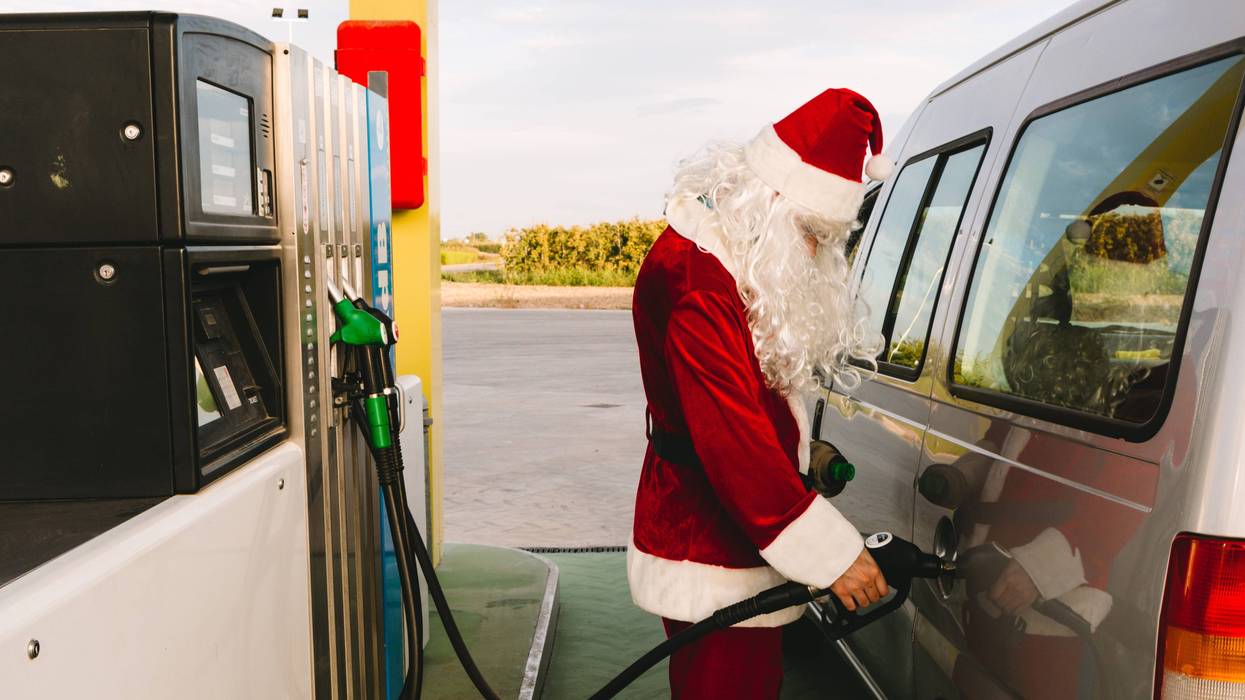 Santa brings record low gas prices in time for Christmas