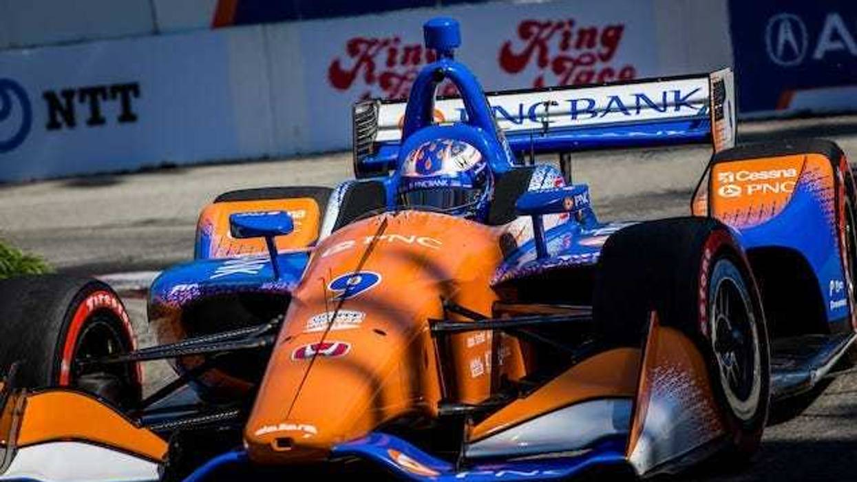 Scott Dixon In The No. 9 PNC Bank Chip Ganassi Racing Honda At Long Beach