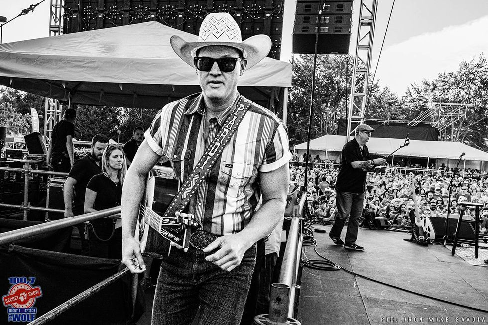 Secret Show Night #2 Jon Pardi