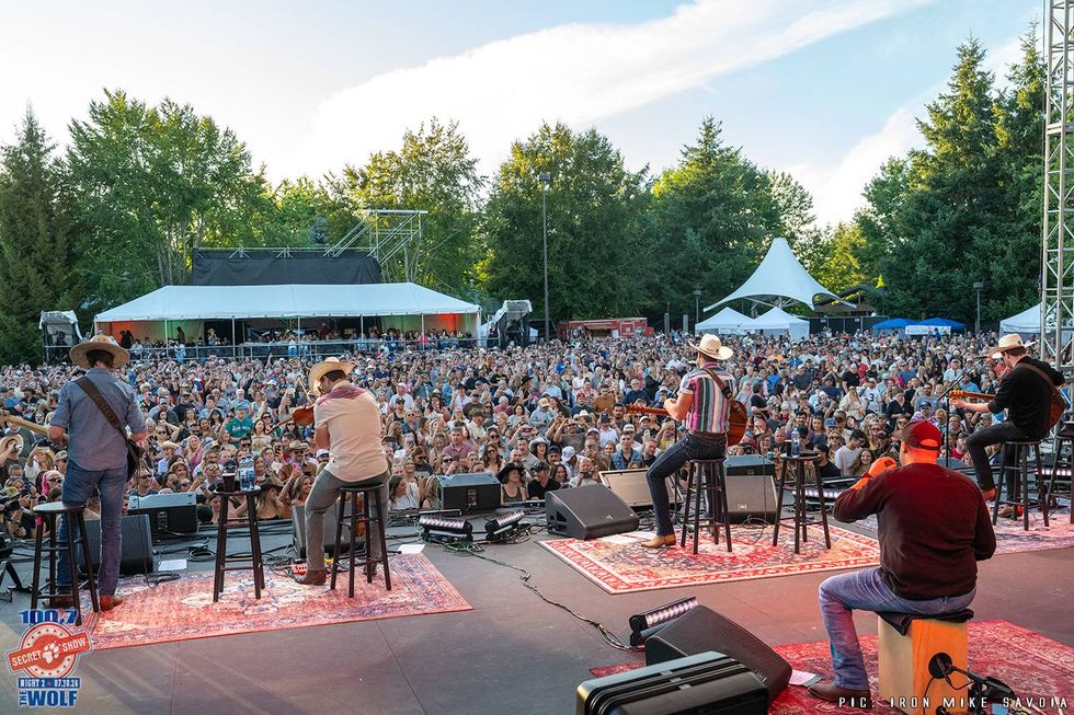 Secret Show Night #2 Jon Pardi