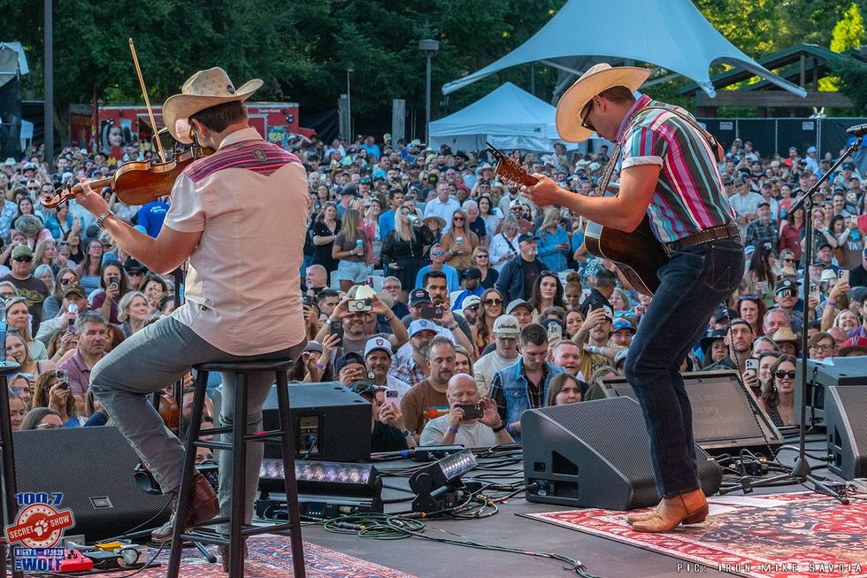 Secret Show Night #2 Jon Pardi