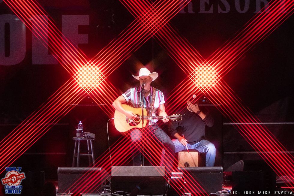 Secret Show Night #2 Jon Pardi