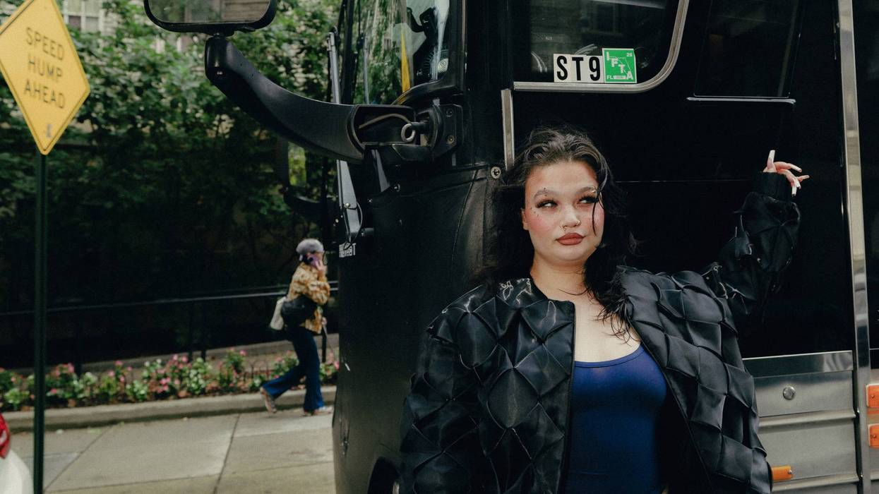 See Lola Young at WAMU Theater