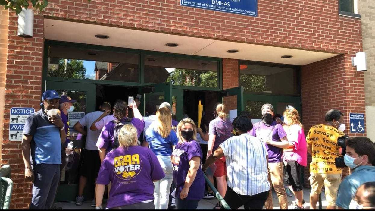 SEIU protestors outside DPH offices in Hartford, 6/25/20.