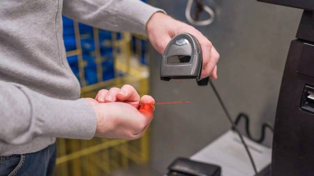 Self-Checkout, Grocery Store, Scan