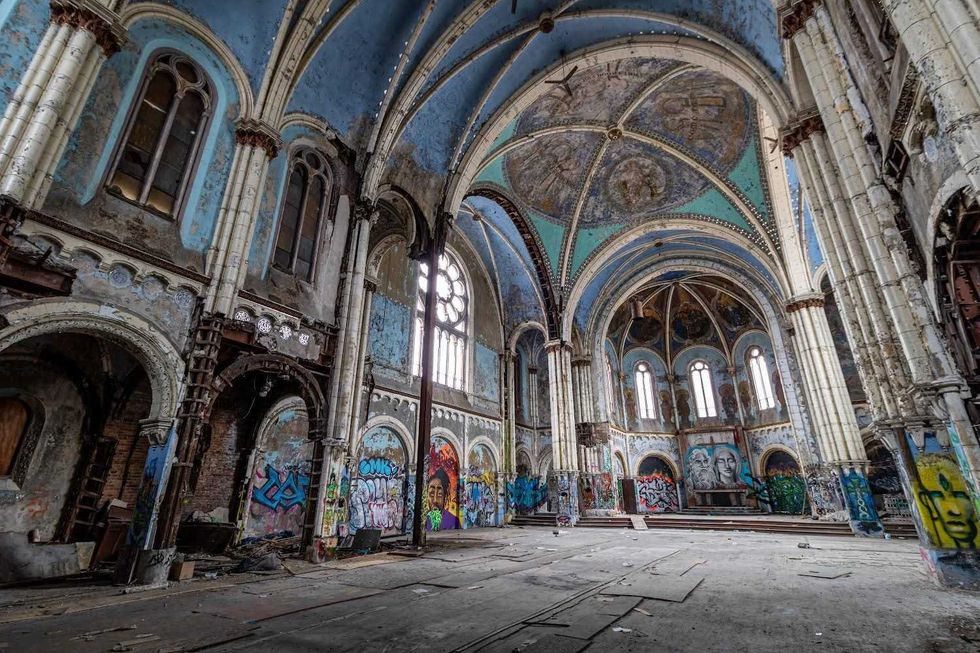Self-taught photographer Alison Doshen has spent the past six years exploring lost and forgotten buildings in the Chicago area. Her photography offers a glimpse beyond the boarded-up windows that dot the city.