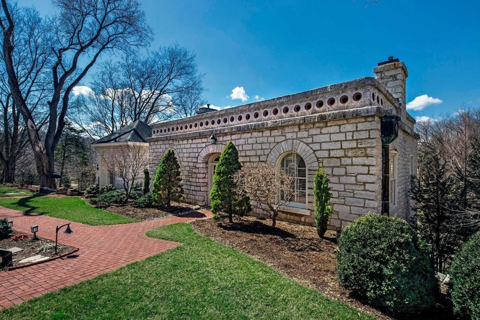 Selma Hall, also known as Kennett\u2019s castle