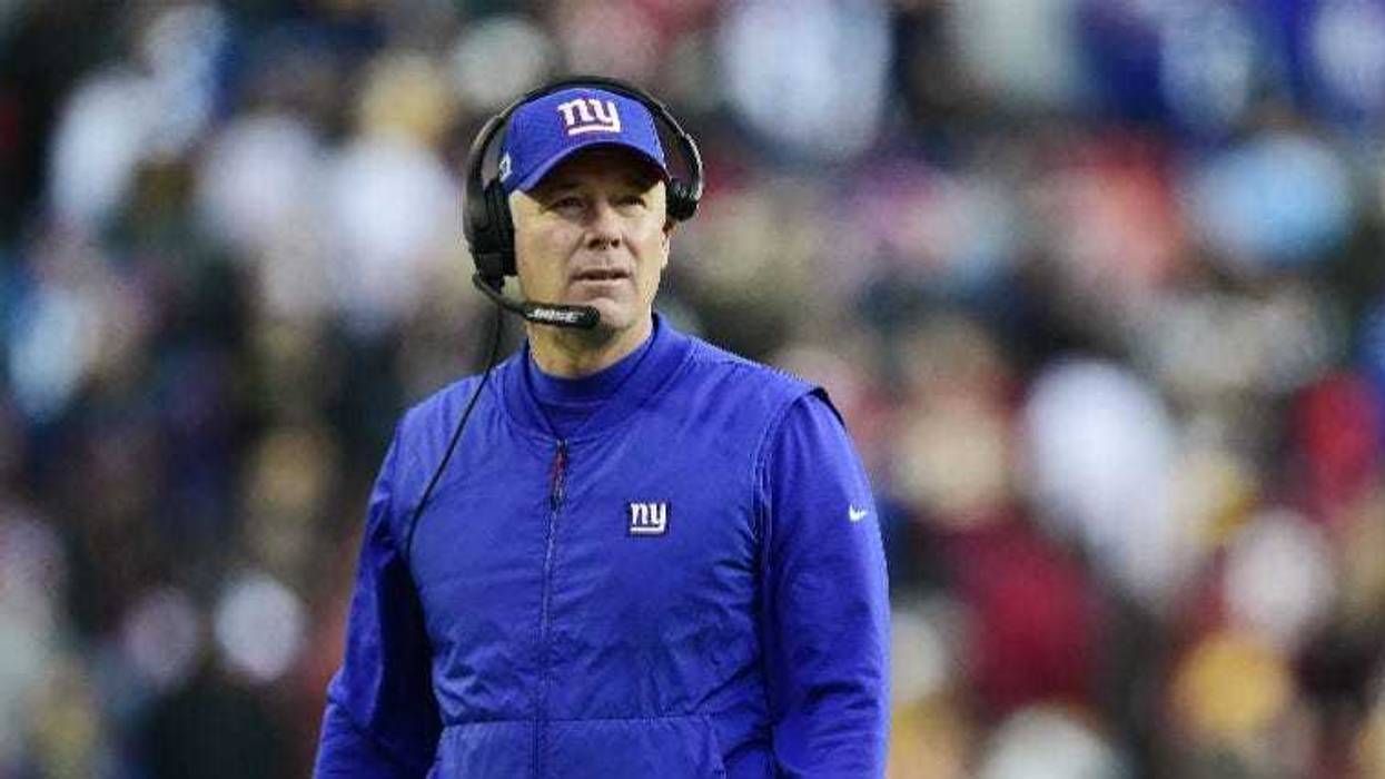 Sep 9, 2018; East Rutherford, NJ, USA; New York Giants head coach Pat Shurmur coaches against the Jacksonville Jaguars during the first quarter at MetLife Stadium. Mandatory Credit: Brad Penner-USA TODAY Sports