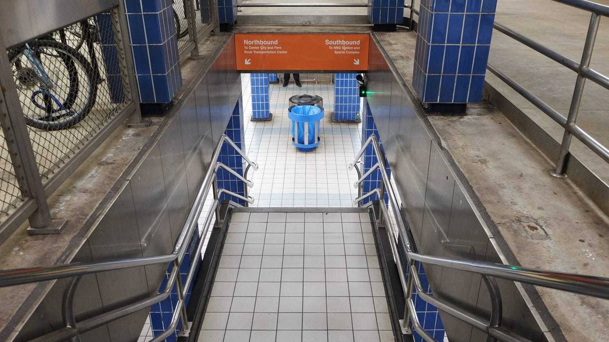 SEPTA subway platform