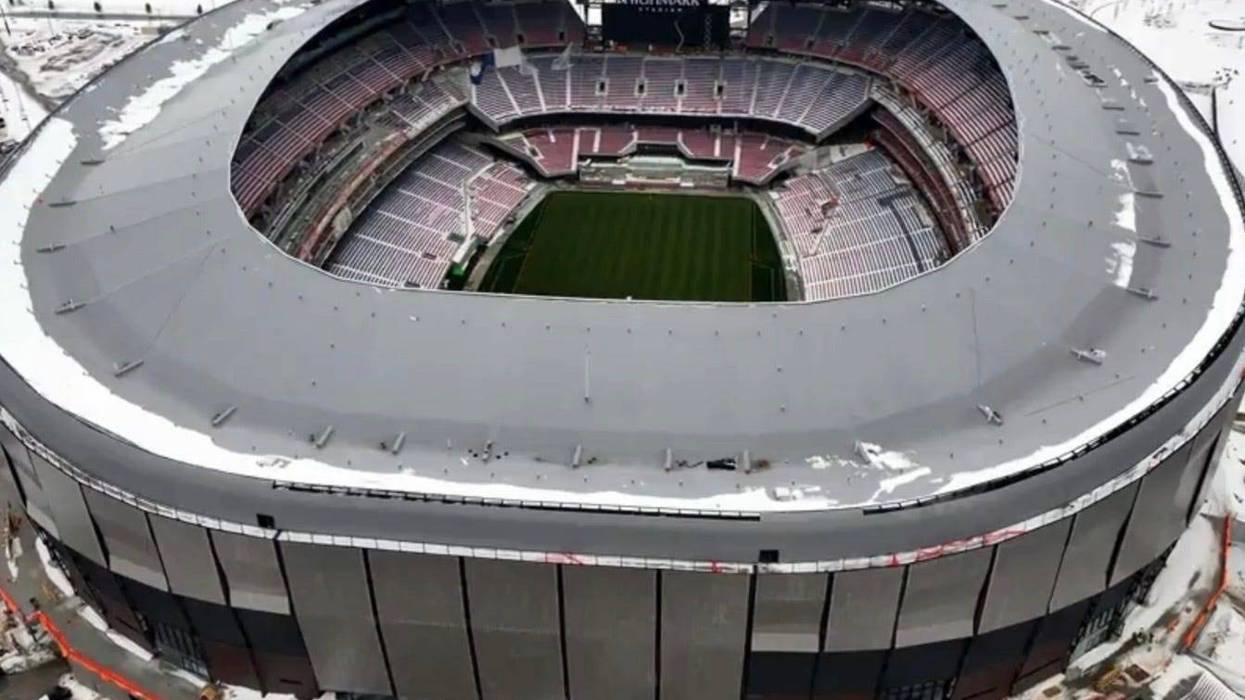 Seven workers identified in connection with graffiti at stadium