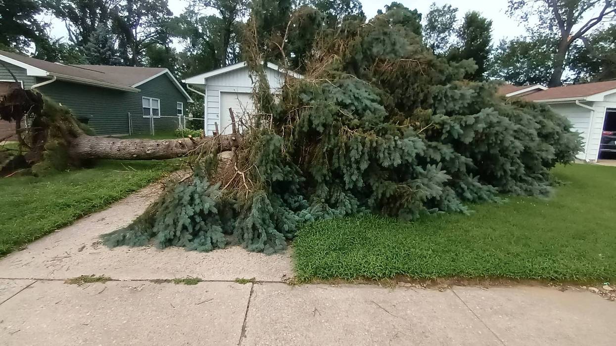 Severe-Weather-Power-Outages 48