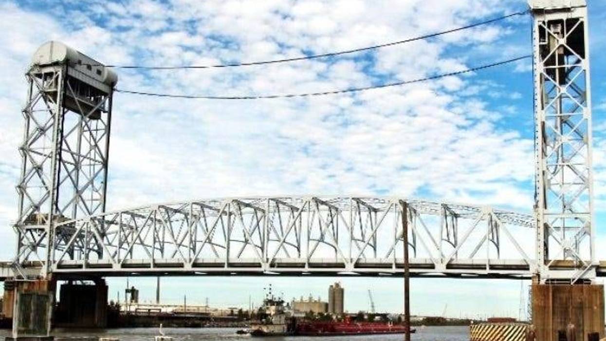 Sex assault leads to car chase, ends in suspect's suicide on Claiborne Ave. bridge