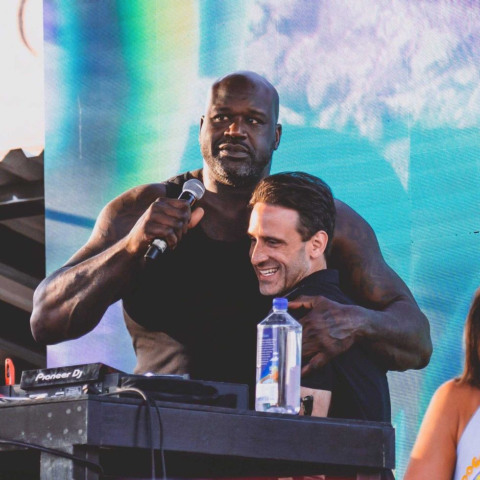 Shaq Sup Dogs