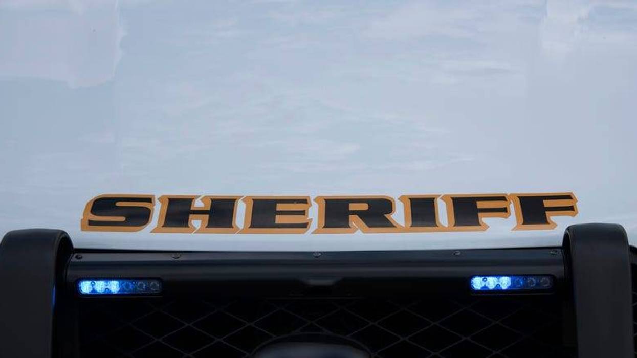 Sheriff car