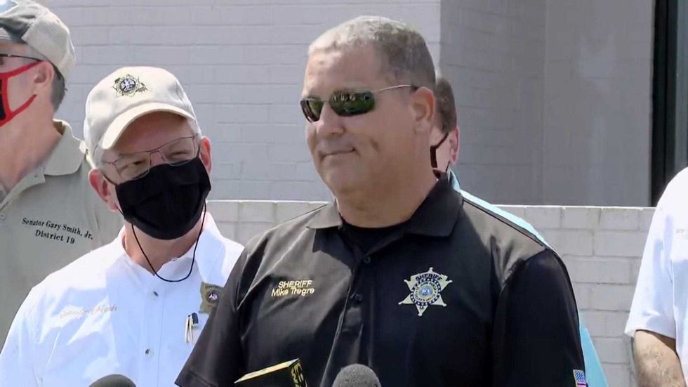 LISTEN: Amid looting complaints, sheriff warns Ida's would-be criminals - ‘You may be the one who needs 911’