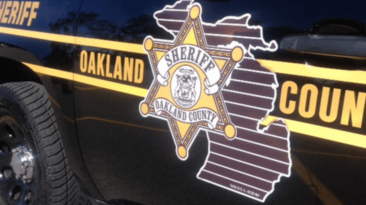 Sheriff's logo on patrol car