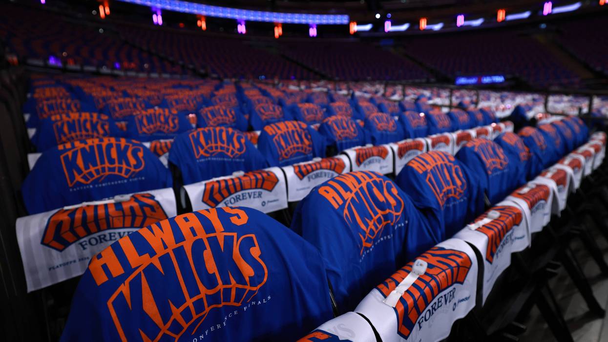 Knicks season-ticket holders agonize over selling 'priceless' seats for five figures