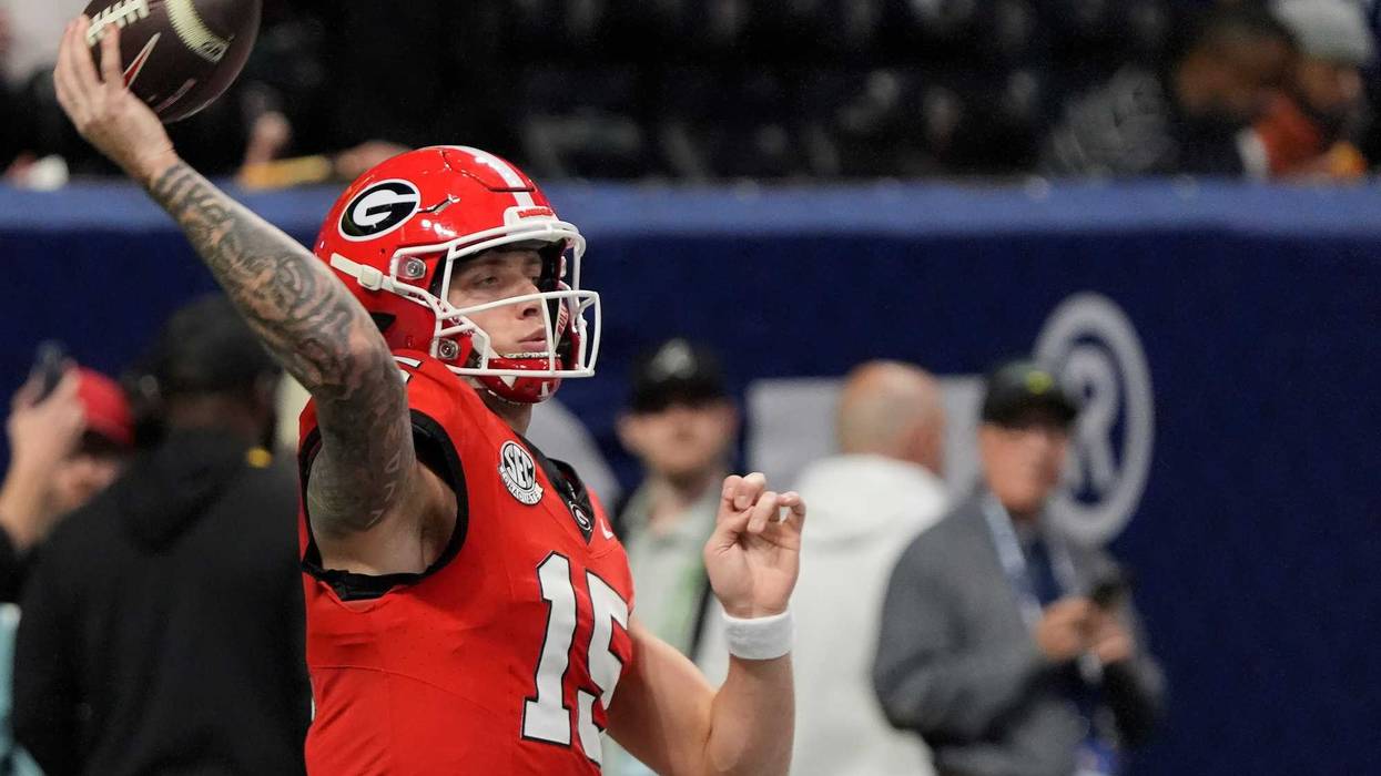 Should Carson Beck come back to Georgia for one more season?