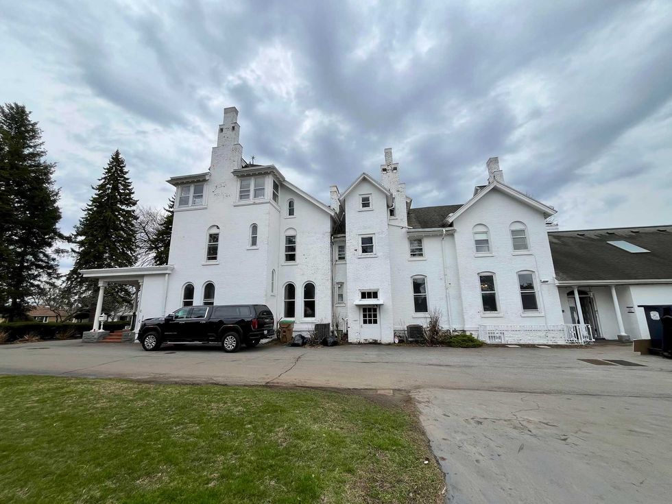 Side view of George Urban Mansion