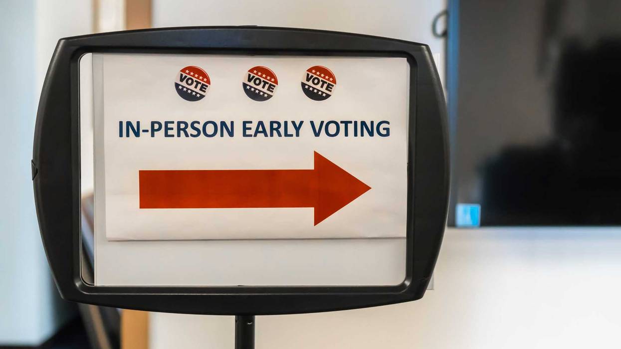 Sign indicating In-Person Early Voting outside of election polling place