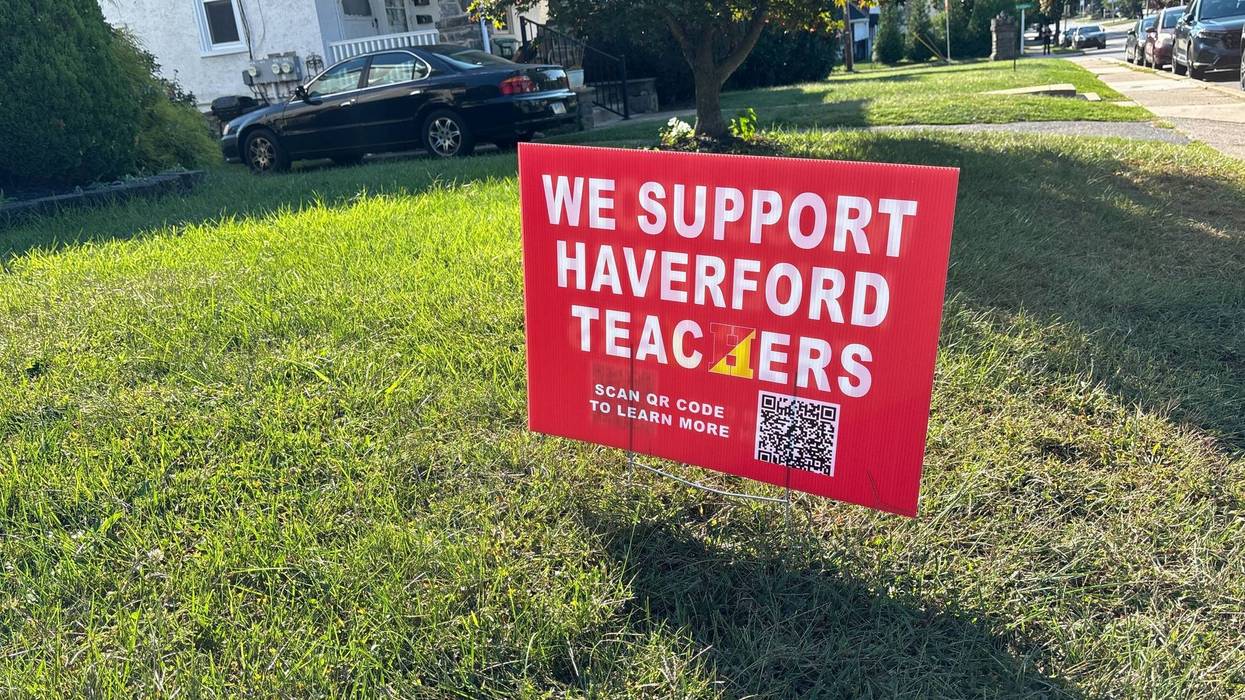 Sign supporting Haverford Township teachers union