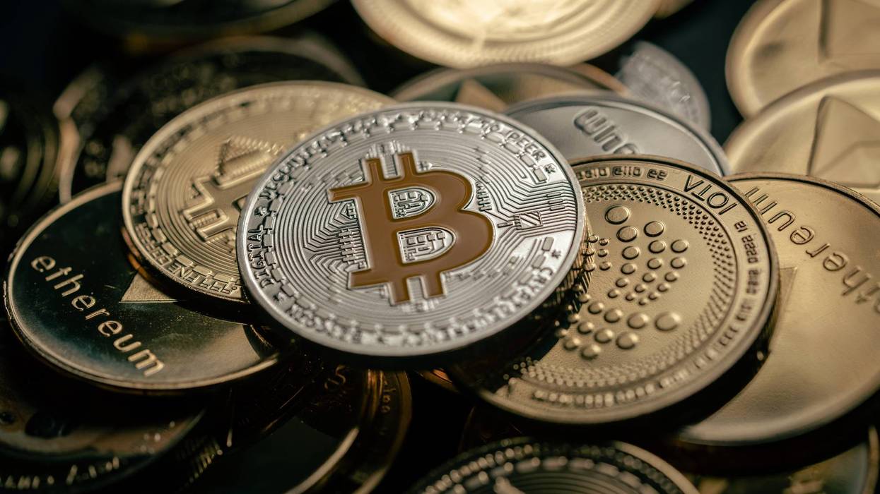 Silver bitcoin cryptocurrency