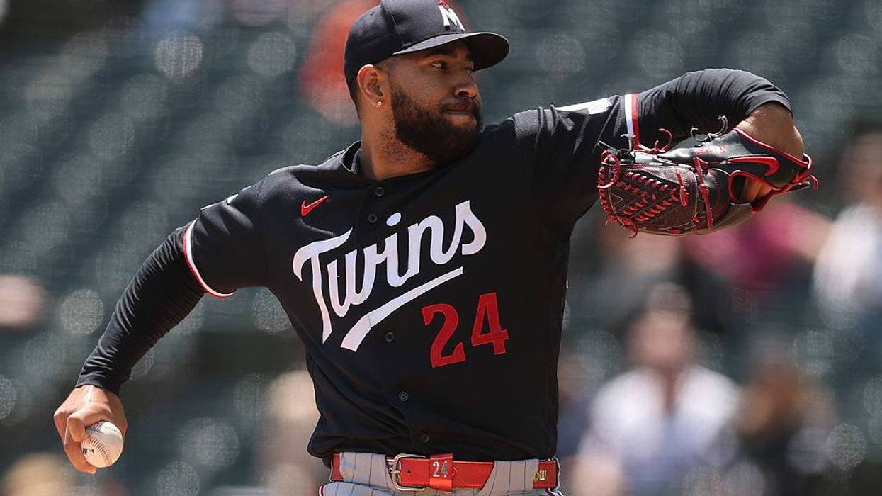 Blue Jays acquire right-hander Simeon Woods Richardson from Twins for cash