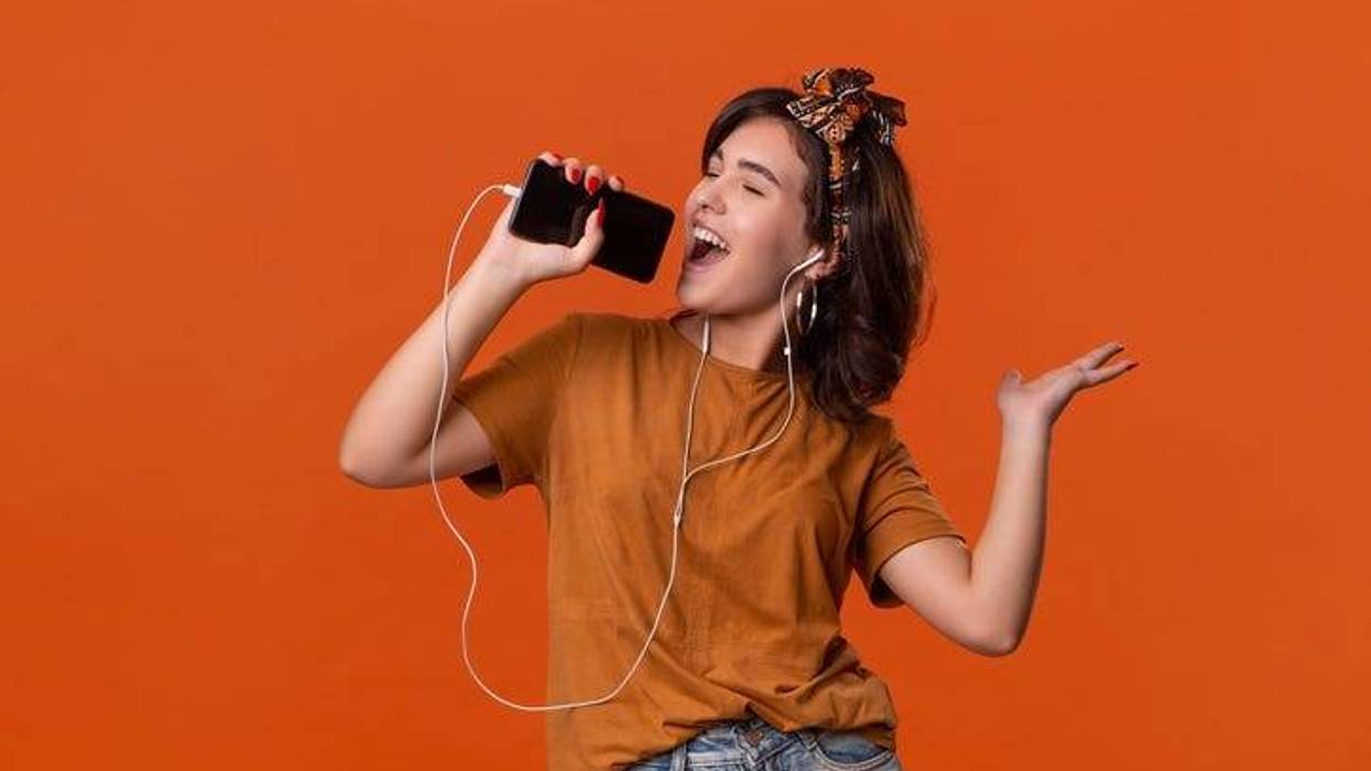 singing in phone