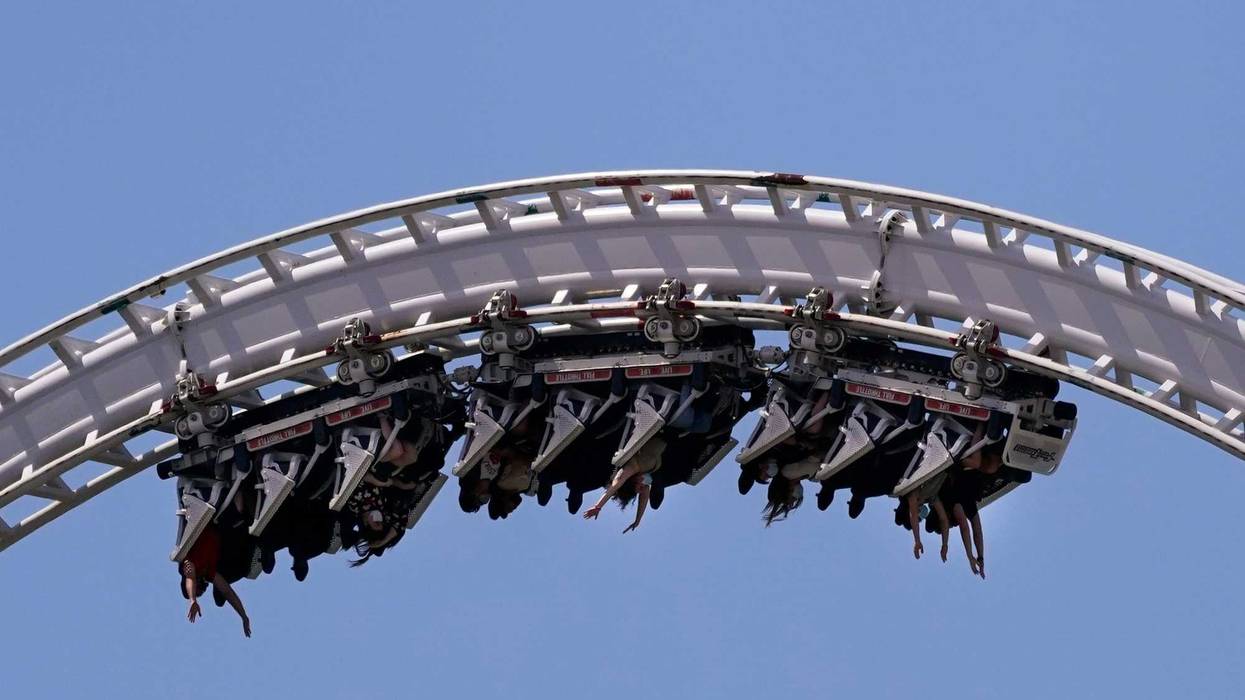 Six Flags Investor Group