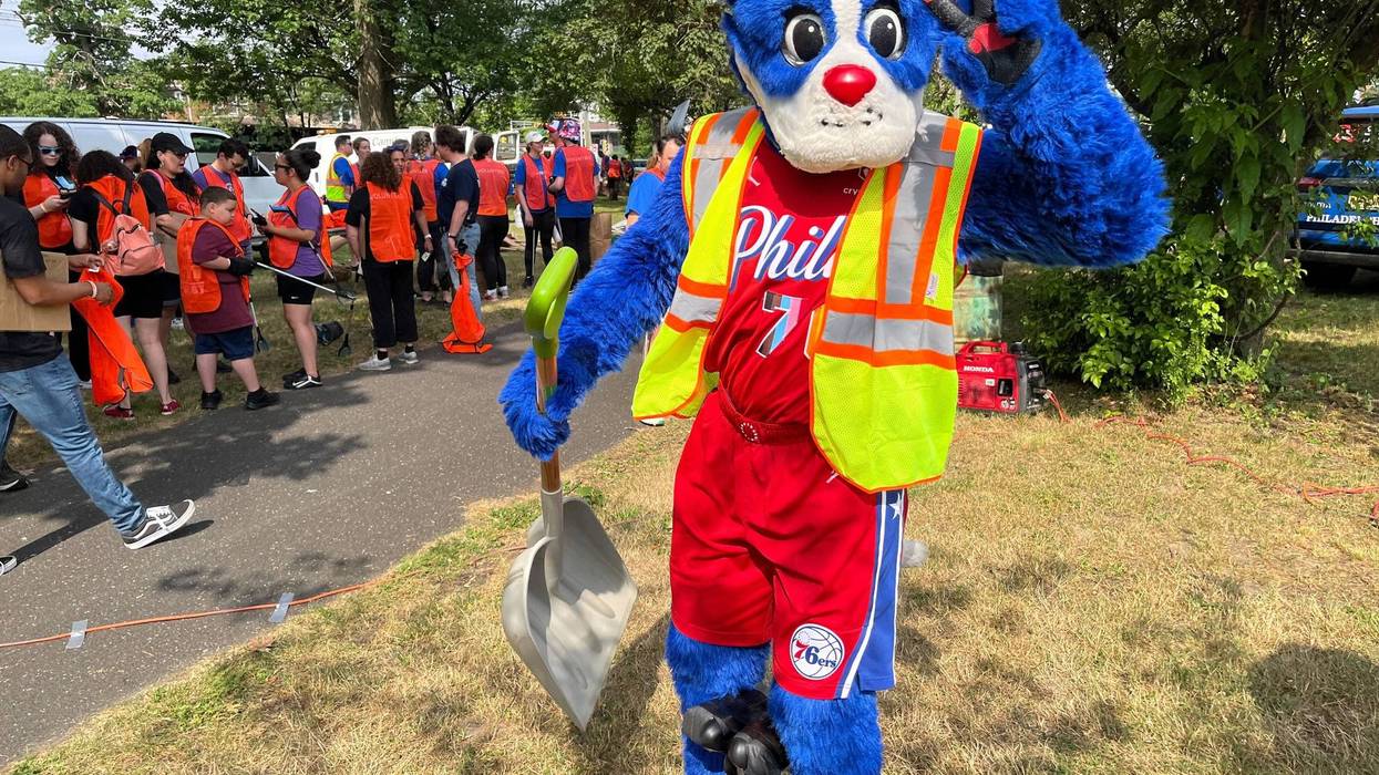 Sixers mascot Franklin