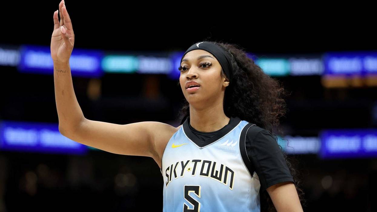 Sky forward Angel Reese