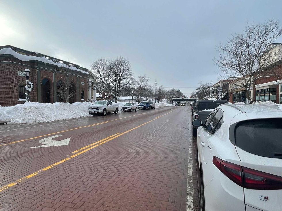Snow in East Aurora