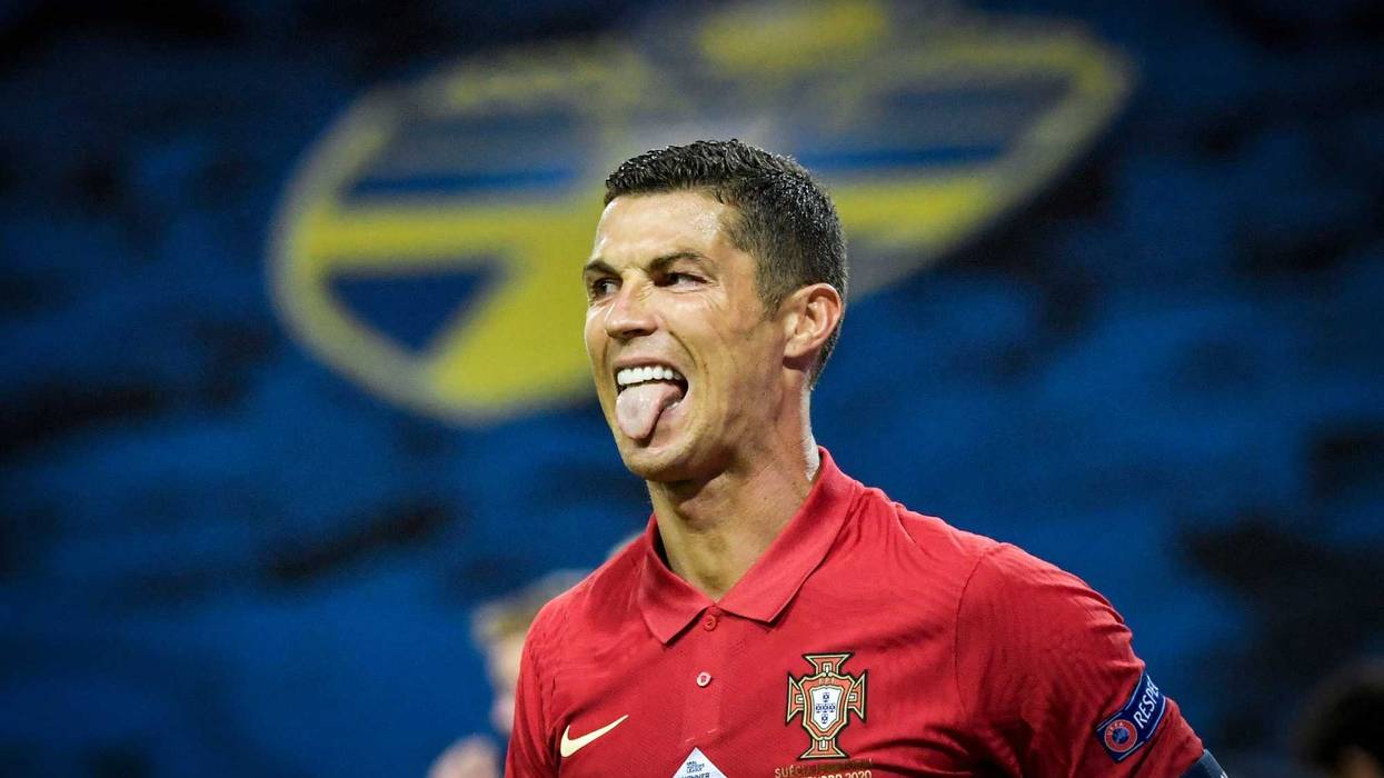 Soccer Ronaldo Virus