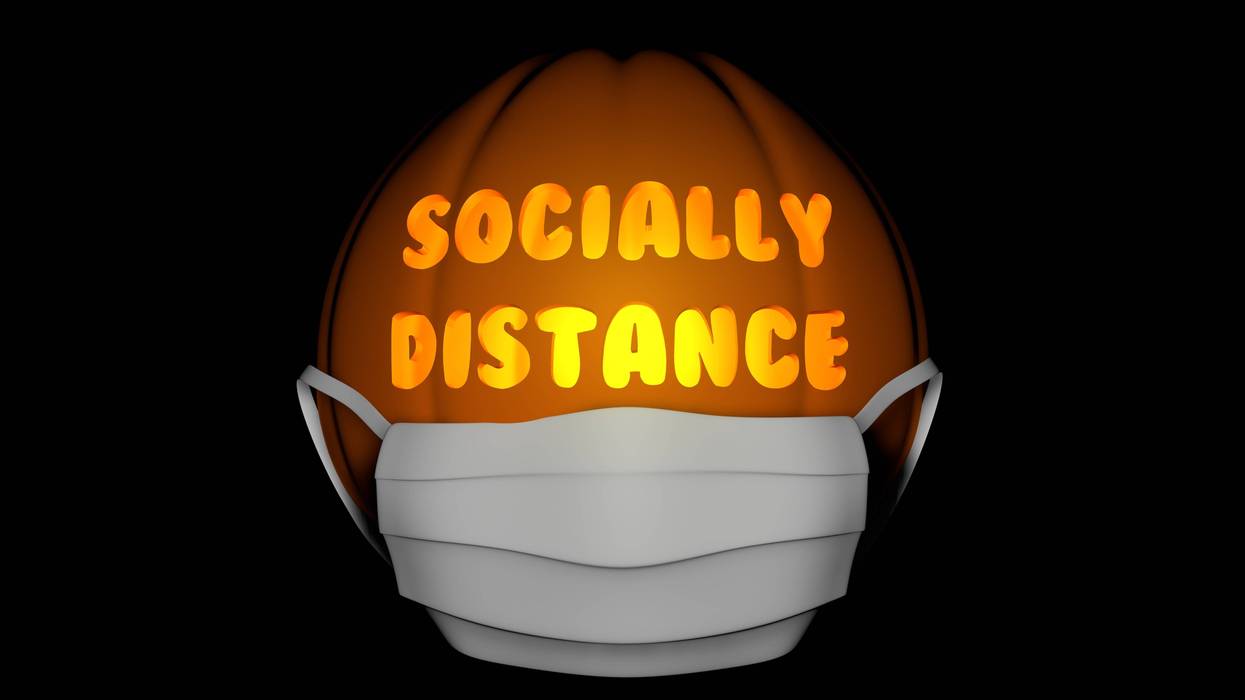 SOCIAL DISTANCE HALLOWEEN