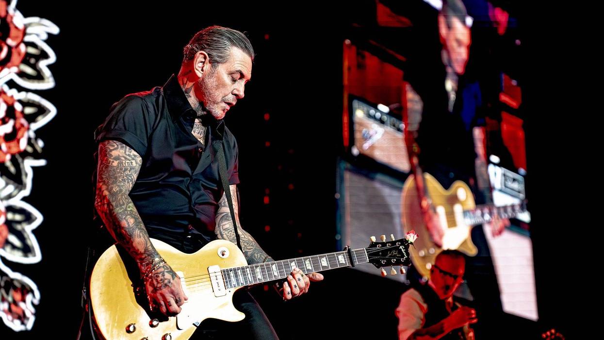 Social Distortion at KROQ Almost Acoustic Christmas