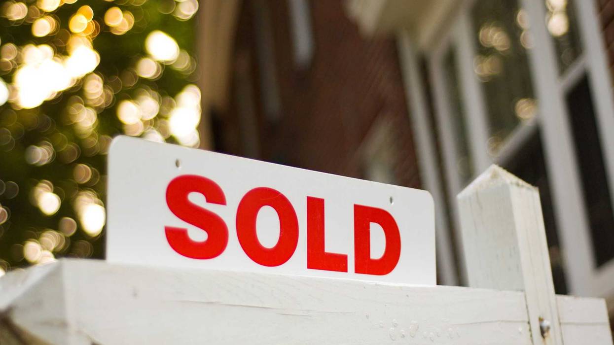 Sold sign