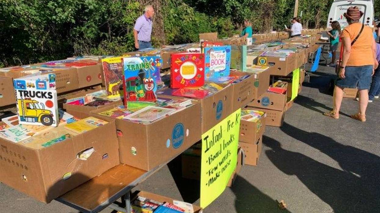 Some South Jersey teachers have some free books to start the school year courtesy of the nonprofit called "BookSmiles."