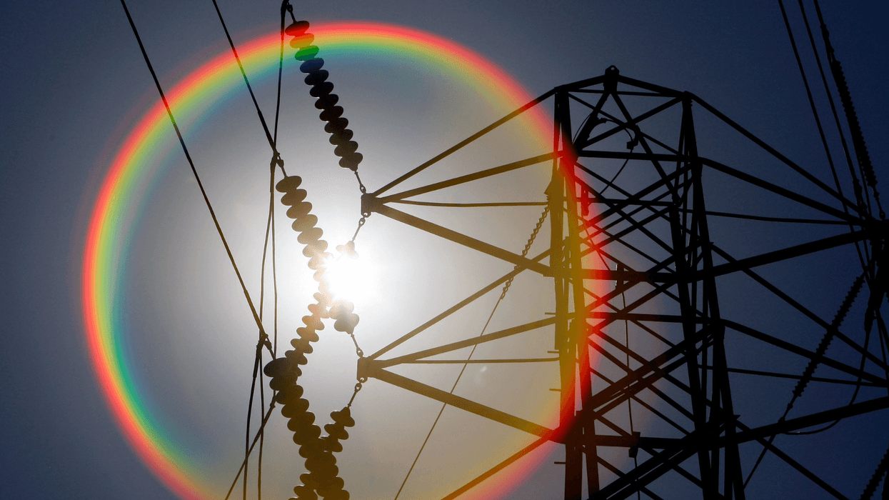 SOUTH SAN FRANCISCO, CA - AUGUST 30: The sun shines over towers carrying electical lines August 30, 2007 in South San Francisco, California. With temperatures over 100 degrees in many parts of the state, the California Independent System Operator, which manages most of the California electricity grid, is planning on declaring a minor power emergency later in the day, followed by a Stage 2 power alert during the late afternoon, indicating that power reserves have fallen below five percent.