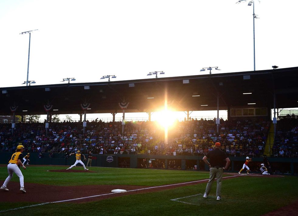 Southeast Region pitcher Drew Chadwick (13) throws a pitch in the first inning against the Southwest Region.