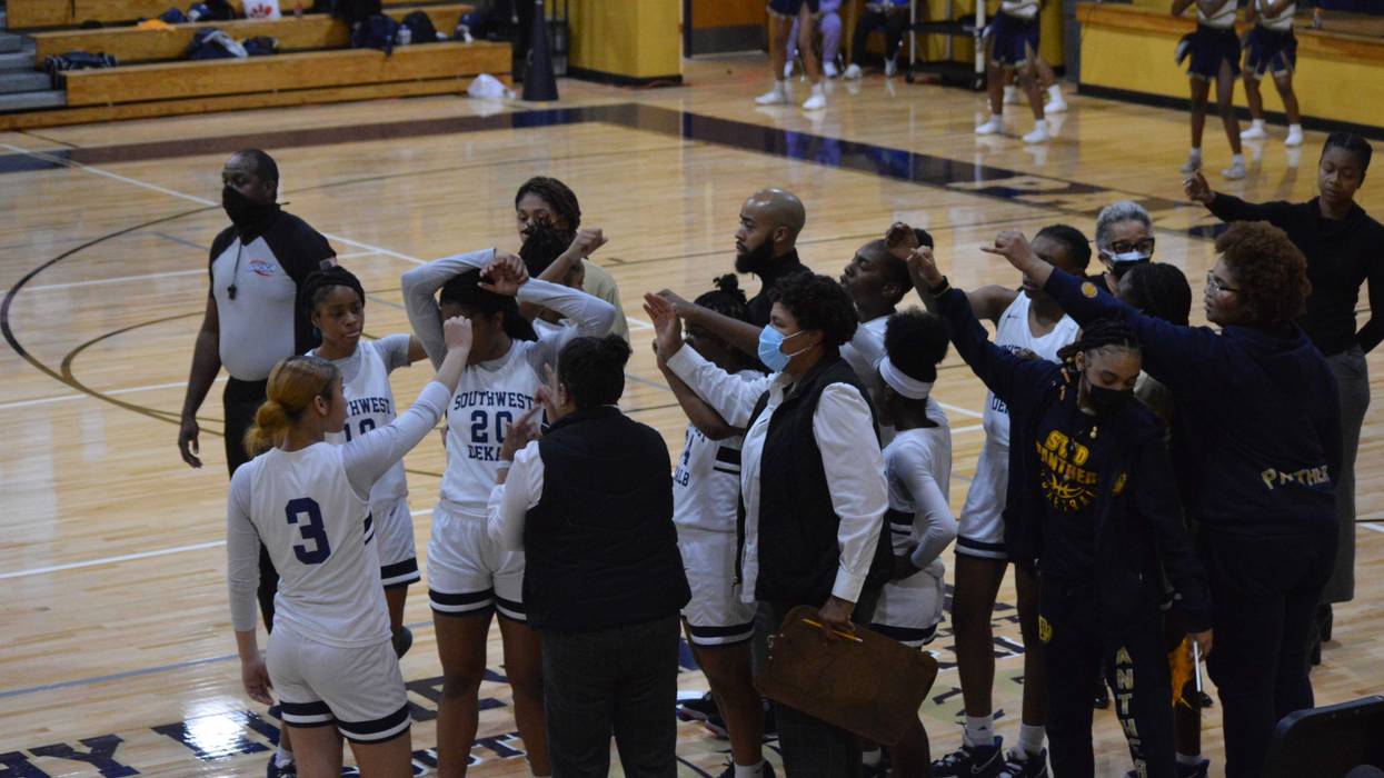 Southwest Dekalb defeats Blessed Trinity to advance to GHSA Sweet 16