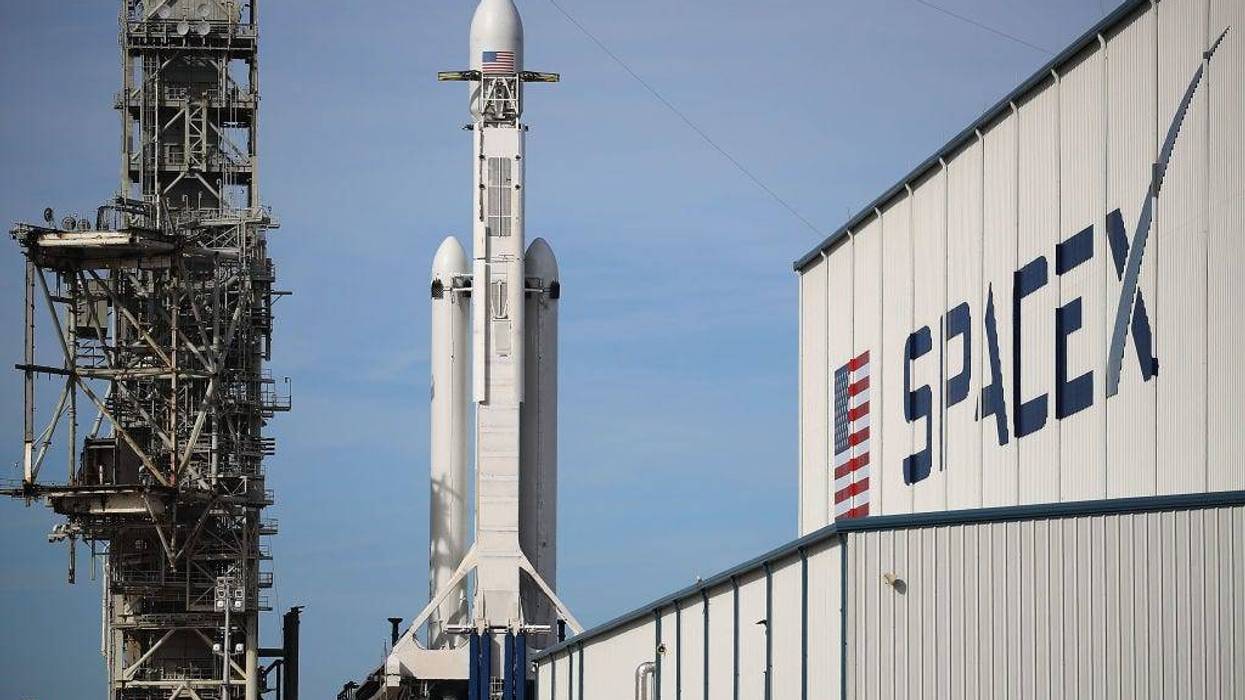 SpaceX To Launch First Heavy Lift Rocket In Demonstration Mission