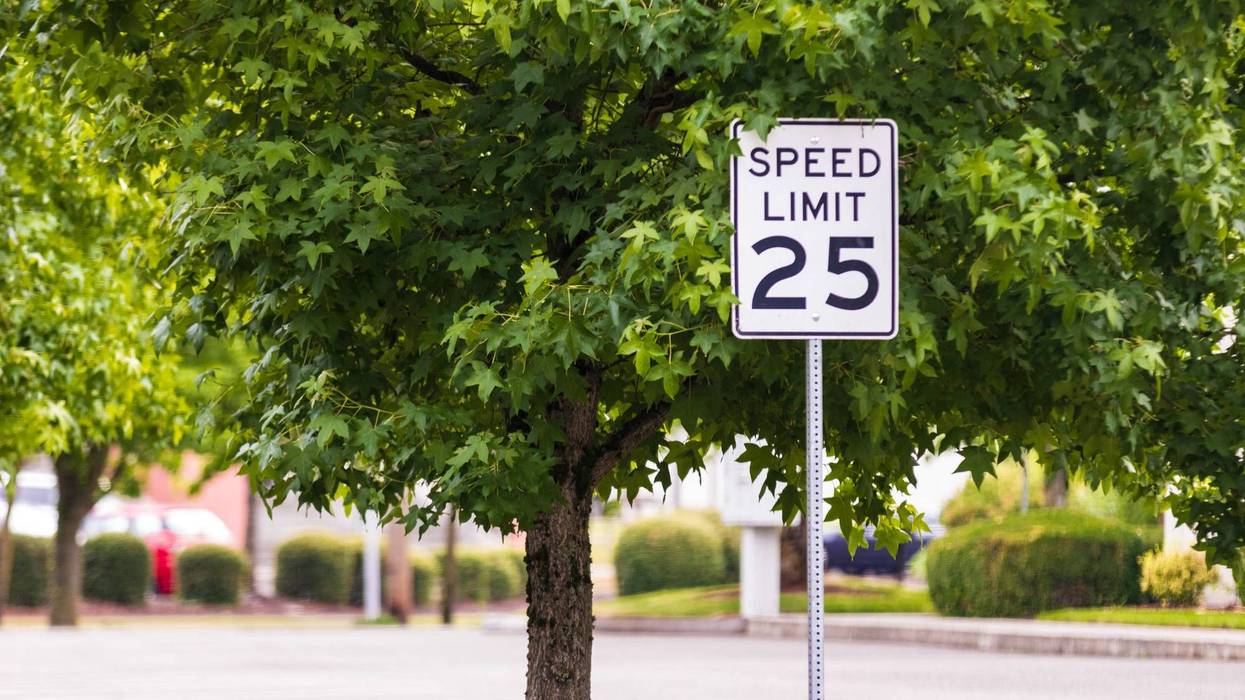 Speed limit 25