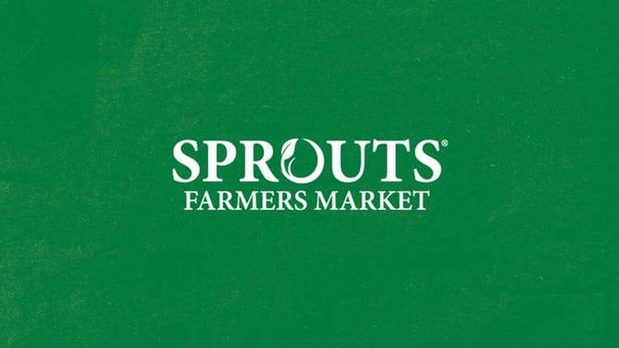 Sprouts Farmers Market logo. White text on a green background, the 'O' in Sprouts is a leaf.