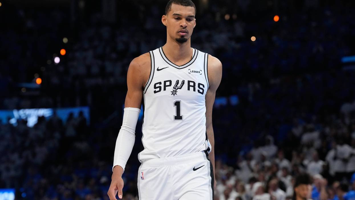 Spurs Thunder Basketball